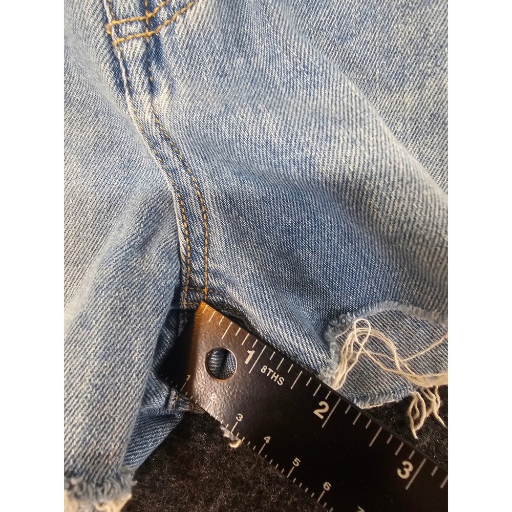 American Eagle Mom Jean Shorts Womens 2 Blue High Rise Distressed Frayed Hem - Picture 6 of 8
